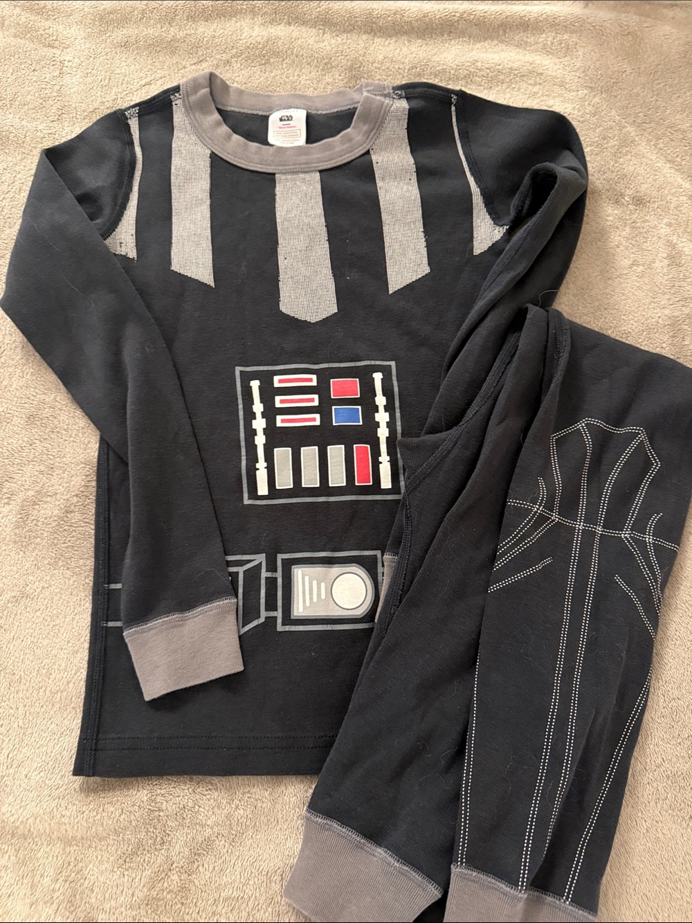 Hanna Andersson Black and Gray Star Wars-Inspired Kids Pajama Set